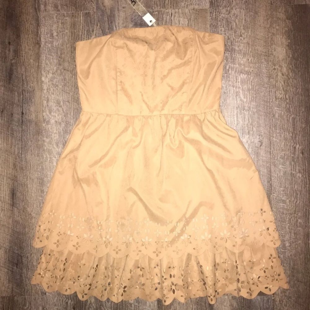 Ya Los Angeles Strapless Dress: Large